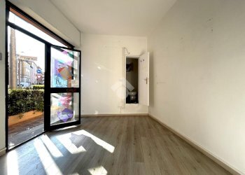 Shop via Andrea Costa, Bologna (neighborhood Costa Saragozza) - photo 5