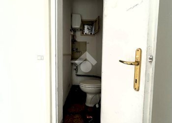 Shop via Andrea Costa, Bologna (neighborhood Costa Saragozza) - photo 11