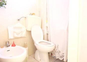 Negozio Via Vittorio Veneto, Bologna (zona Saffi) - foto 11