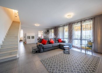 Four-room apartment via Martiri di kindù, Modena - photo 1