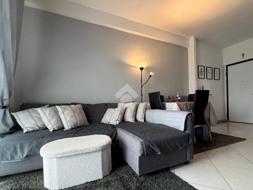 Three-room apartment Via Dante Alighieri, Pessano con Bornago - photo 3