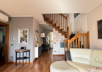 Four-room apartment Via A. Manzoni, Masate - photo 12