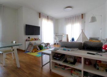 Three-room apartment Viale vittorio veneto, Sedriano - photo 3