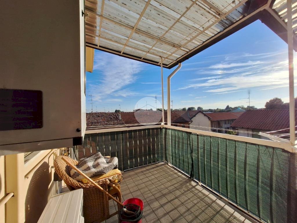 Two-room apartment Via S. Bernardo, Mesero - photo 3