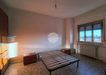 Two-room apartment Via S. Bernardo, Mesero - photo 12