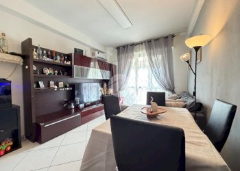 Three-room apartment Via Dante Alighieri, Pessano con Bornago - photo 6