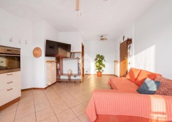 Three-room apartment Via Monsignor G. Grisetti, Trezzo sull'Adda - photo 2