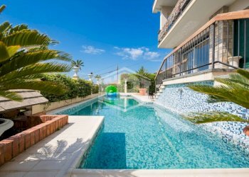 Villa Via Dei Floricoltori, Genova (zona Nervi) - foto 2