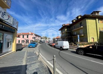 Locale Commerciale Via Aurelia, San Lorenzo al Mare - foto 10