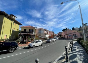 Locale Commerciale Via Aurelia, San Lorenzo al Mare - foto 11