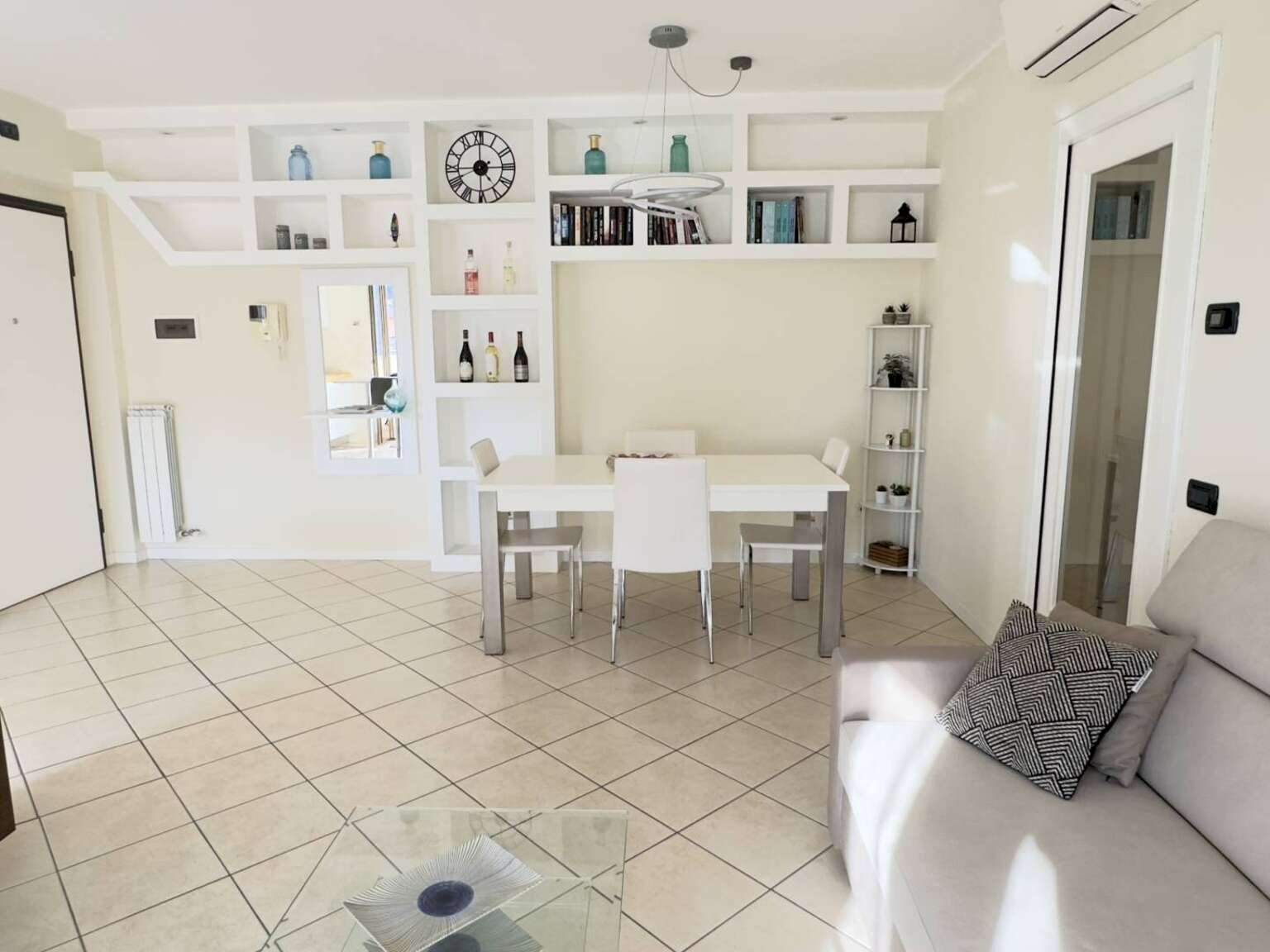 Three-room apartment Vimercate - photo 2