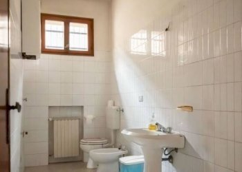 Three-room apartment Castelfranco Emilia - photo 3