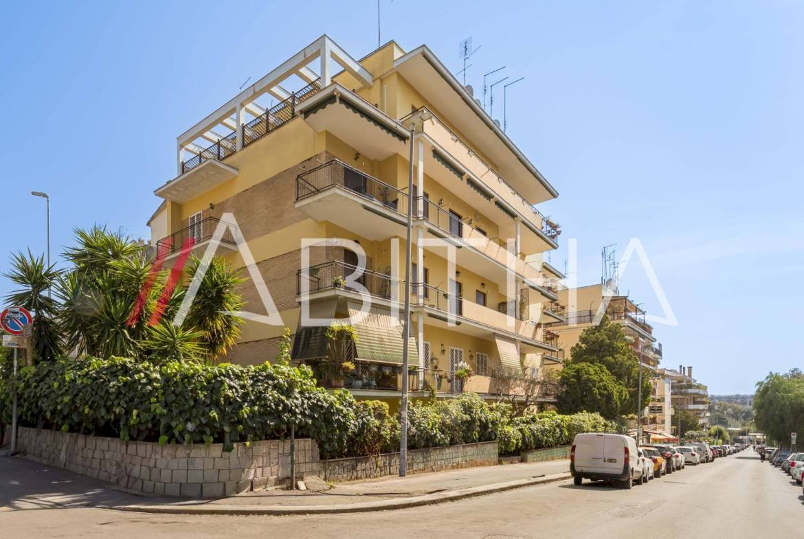 Appartamento Via Antonio Fogazzaro, Roma - foto 1