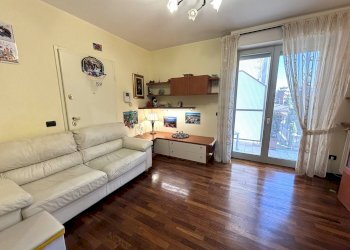 Foto 5 - Three-room apartment VIA CANOVA, Varese - photo 5