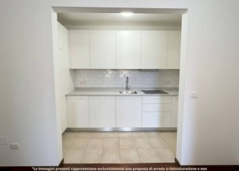 Foto 12 - Three-room apartment VIA CANOVA, Varese - photo 12