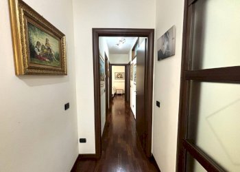 Foto 19 - Three-room apartment VIA CANOVA, Varese - photo 19