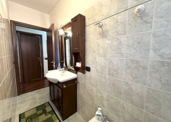 Foto 24 - Three-room apartment VIA CANOVA, Varese - photo 24