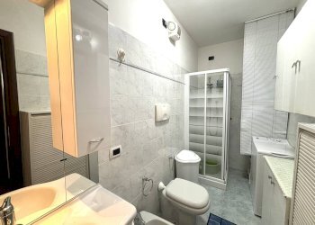 Foto 25 - Three-room apartment VIA CANOVA, Varese - photo 25