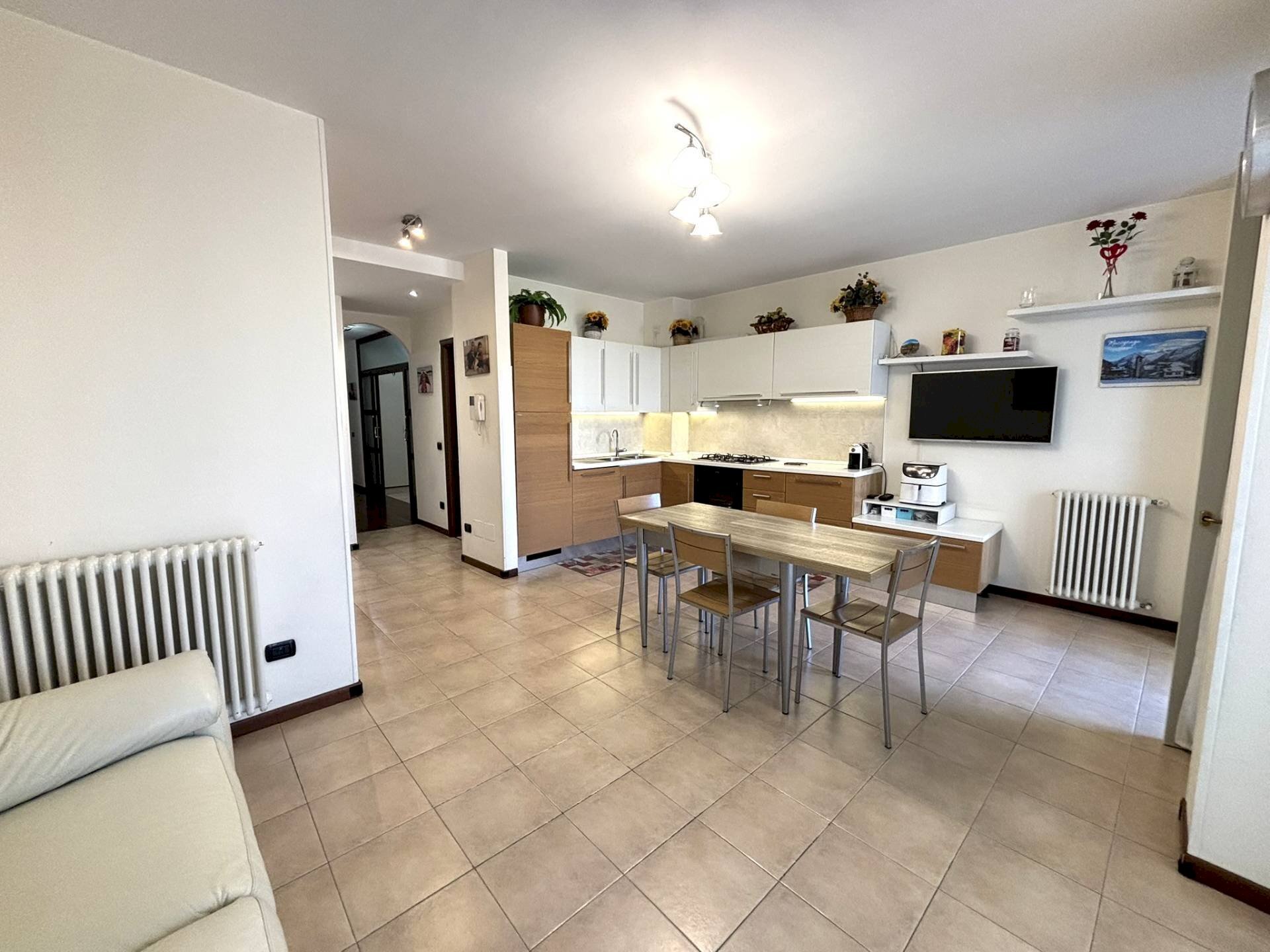 Foto 3 - One-room apartment VIA CANOVA, Varese - photo 3