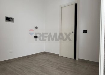 Stanza vuota - One-room apartment VIA BUZZI LEONE
 
26, Viggiù - photo 9