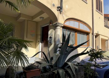 Edificio all\'aperto - One-room apartment VIA BUZZI LEONE
 
26, Viggiù - photo 19