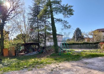 Giardino - Terreno edificabile Asilo
 
5, Gavirate - foto 8