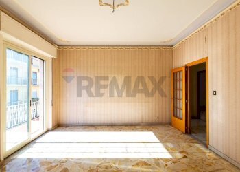 Stanza vuota - Trilocale Via Piemonte
 
39, Acireale - foto 19