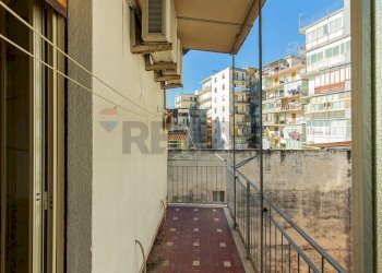 Balcone - Trilocale Via Piemonte
 
39, Acireale - foto 21