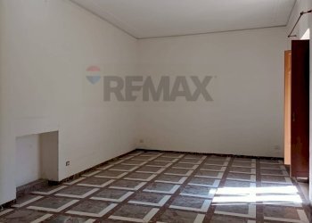 Stanza vuota - Appartamento Via San Bonaventura
 
32, Caltagirone - foto 41