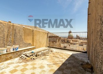 Terrazza - Apartment Via San Bonaventura
 
32, Caltagirone - photo 1