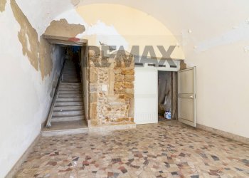 Scale - Apartment Via San Bonaventura
 
32, Caltagirone - photo 6