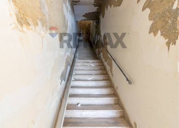 Scale - Apartment Via San Bonaventura
 
32, Caltagirone - photo 25