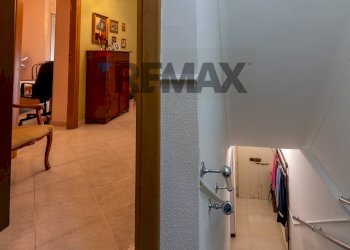 Hall / corridoio - Casa indipendente Via Santa Lucia
 
86, Caltagirone - foto 20