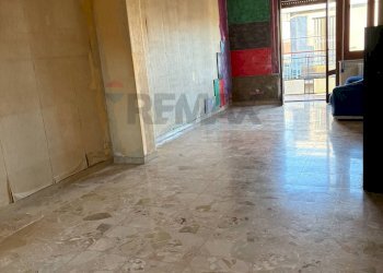 Stanza vuota - Appartamento VIA LIBERTA
 
39, Paterno - foto 3