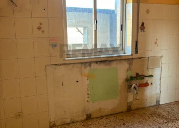 Stanza vuota - Appartamento VIA LIBERTA
 
39, Paterno - foto 10