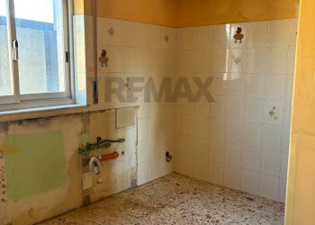 Stanza vuota - Appartamento VIA LIBERTA
 
39, Paterno - foto 11