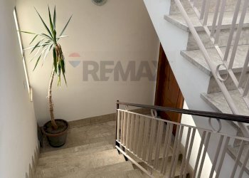 Scale - Appartamento VIA LIBERTA
 
39, Paterno - foto 34