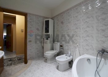 Bagno - Quadrilocale Via Giuseppe Antonio Borgese
 
26, Catania - foto 13