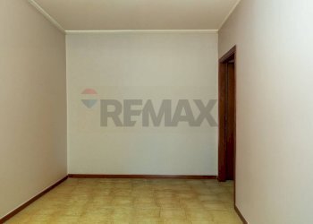 Stanza vuota - Trilocale via san gregorio
 
18, Aci Castello - foto 13