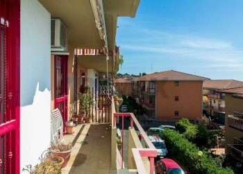 Balcone - Trilocale via san gregorio
 
18, Aci Castello - foto 15