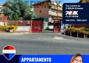 Edificio all\'aperto - Trilocale via san gregorio
 
18, Aci Castello - foto 1