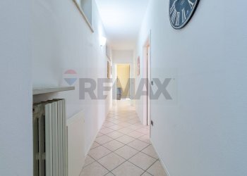 Hall / corridoio - Casa indipendente Viadana - foto 33