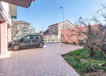 Edificio all\'aperto - Casa indipendente Viadana - foto 40