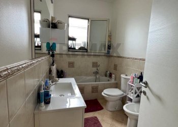 Bagno - Quadrilocale Via Della Pentapoli
 
102, Priolo Gargallo - foto 6