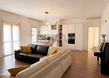 Zona giorno - Trilocale Via Paderno
 
25/O, Seriate - foto 2