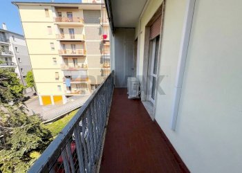 Balcone - Trilocale Via Paderno
 
25/O, Seriate - foto 5