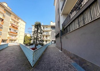 Facciata - Trilocale Via Paderno
 
25/O, Seriate - foto 16