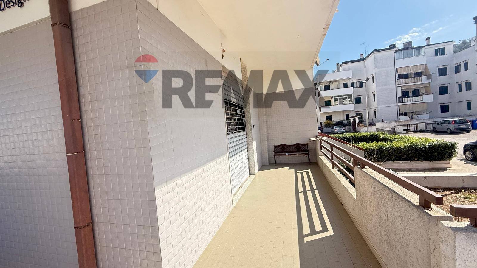 Balcone - Monolocale Via Quasimodo
 
38, Vieste - foto 3