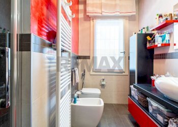 Bagno - Appartamento TOGLIATTI
 
25, Collecchio - foto 12