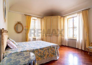 Camera / camera da letto - Casa semi indipendente spezia
 
100, Collecchio - foto 16